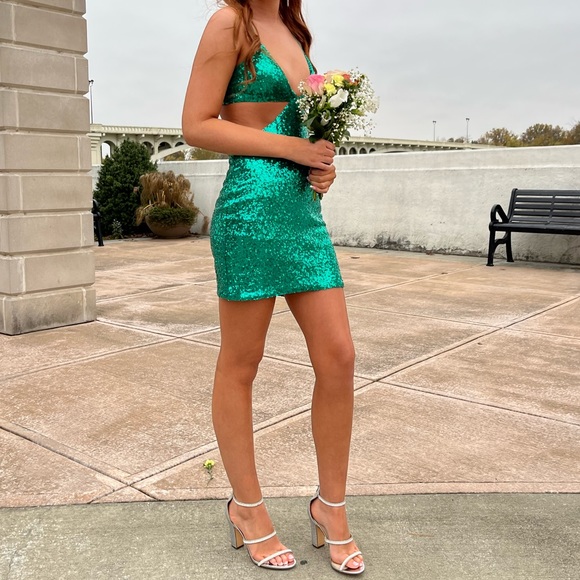 Hello Molly Dresses & Skirts - Hello Molly emerald green size small